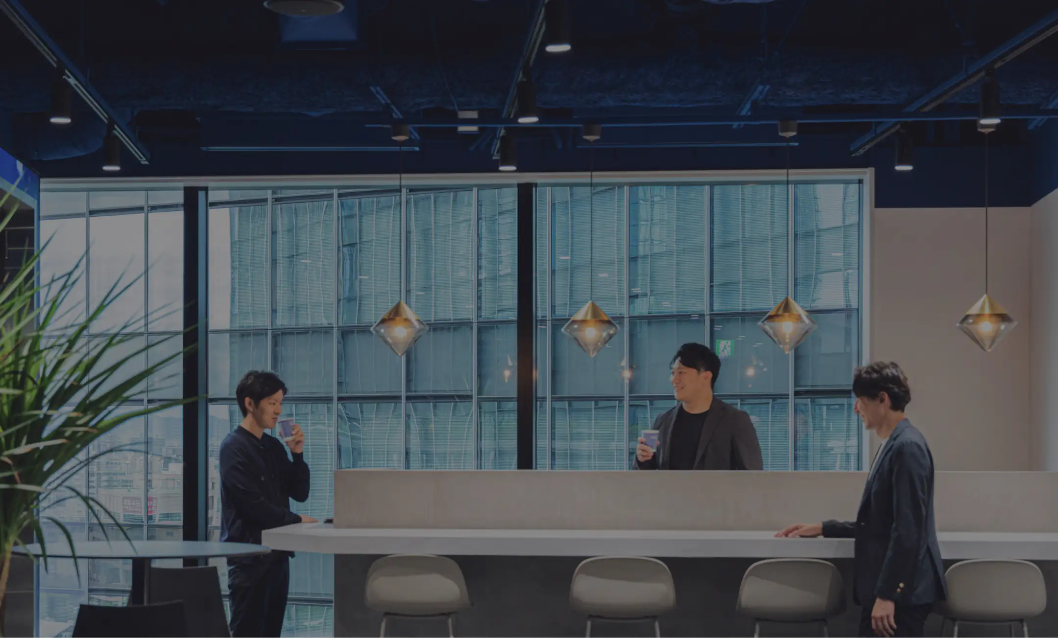 採用情報の背景